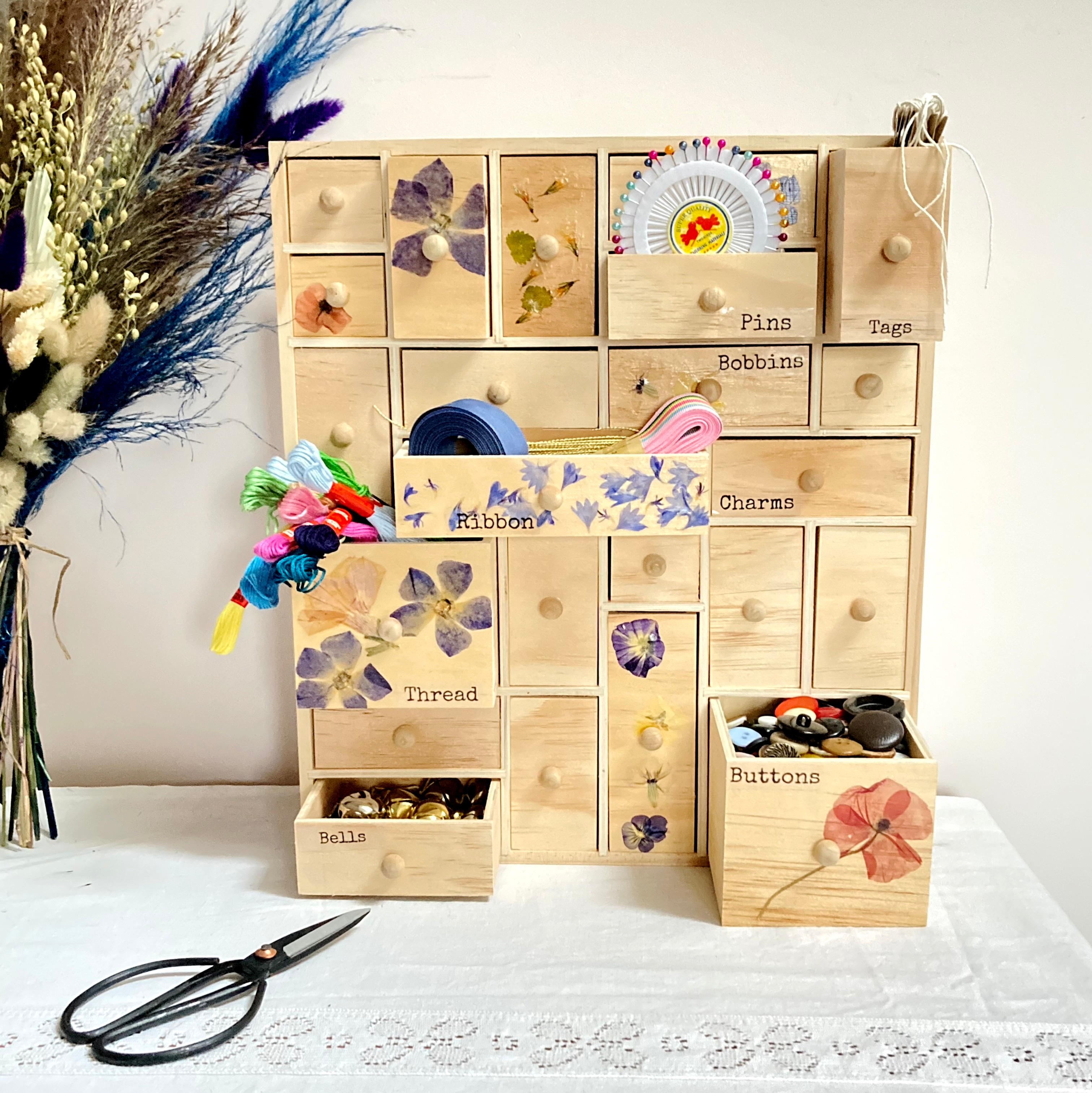 Advent Calendar/ Natural Wooden Craft/ Jewellery organiser